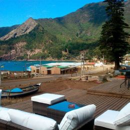 mas a tierra eco lodge1